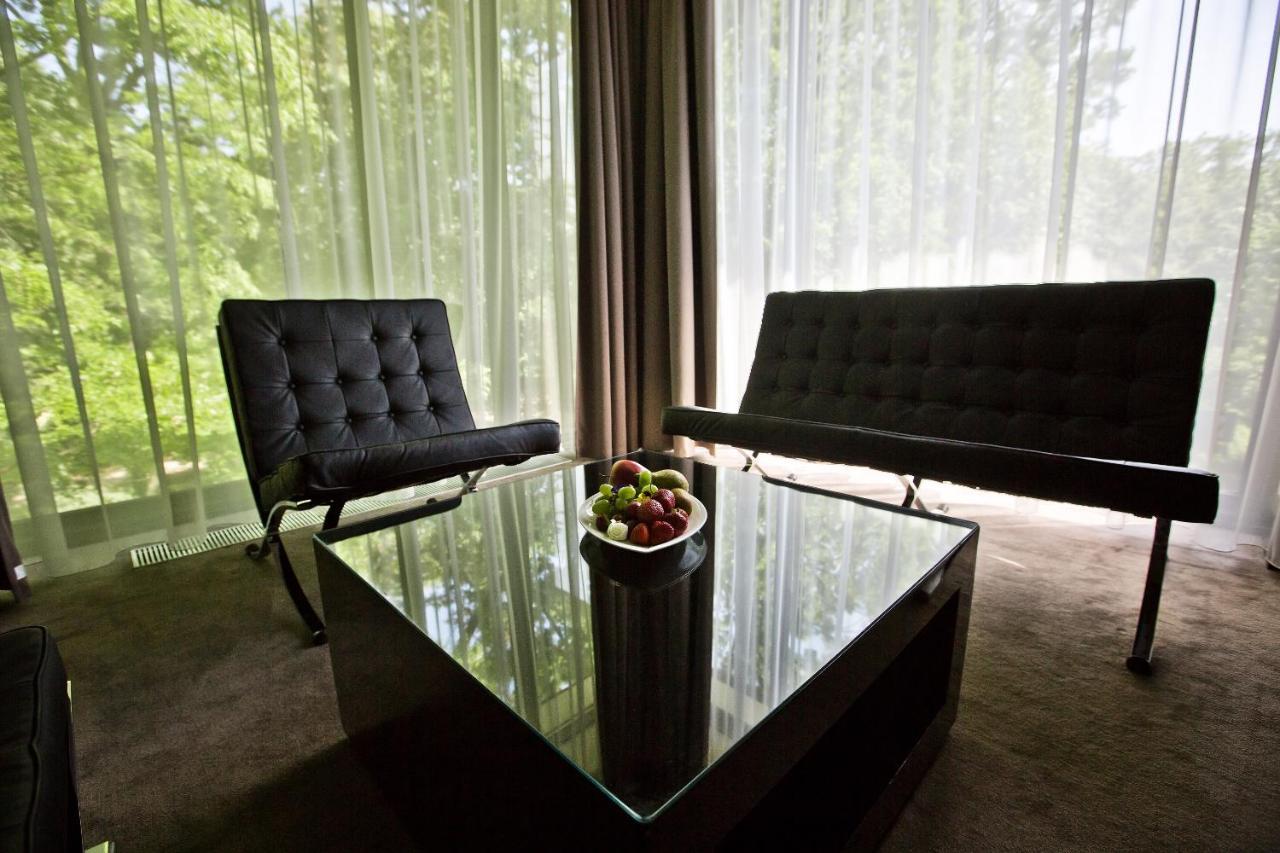ורוצלב Platinum Palace Boutique Hotel & Spa מראה חיצוני תמונה Interior of a suite at the hotel