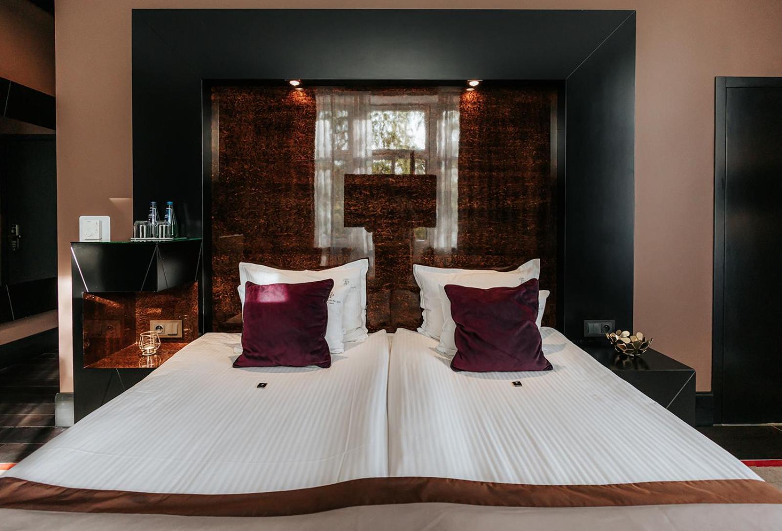 ורוצלב Platinum Palace Boutique Hotel & Spa מראה חיצוני תמונה A room at the hotel