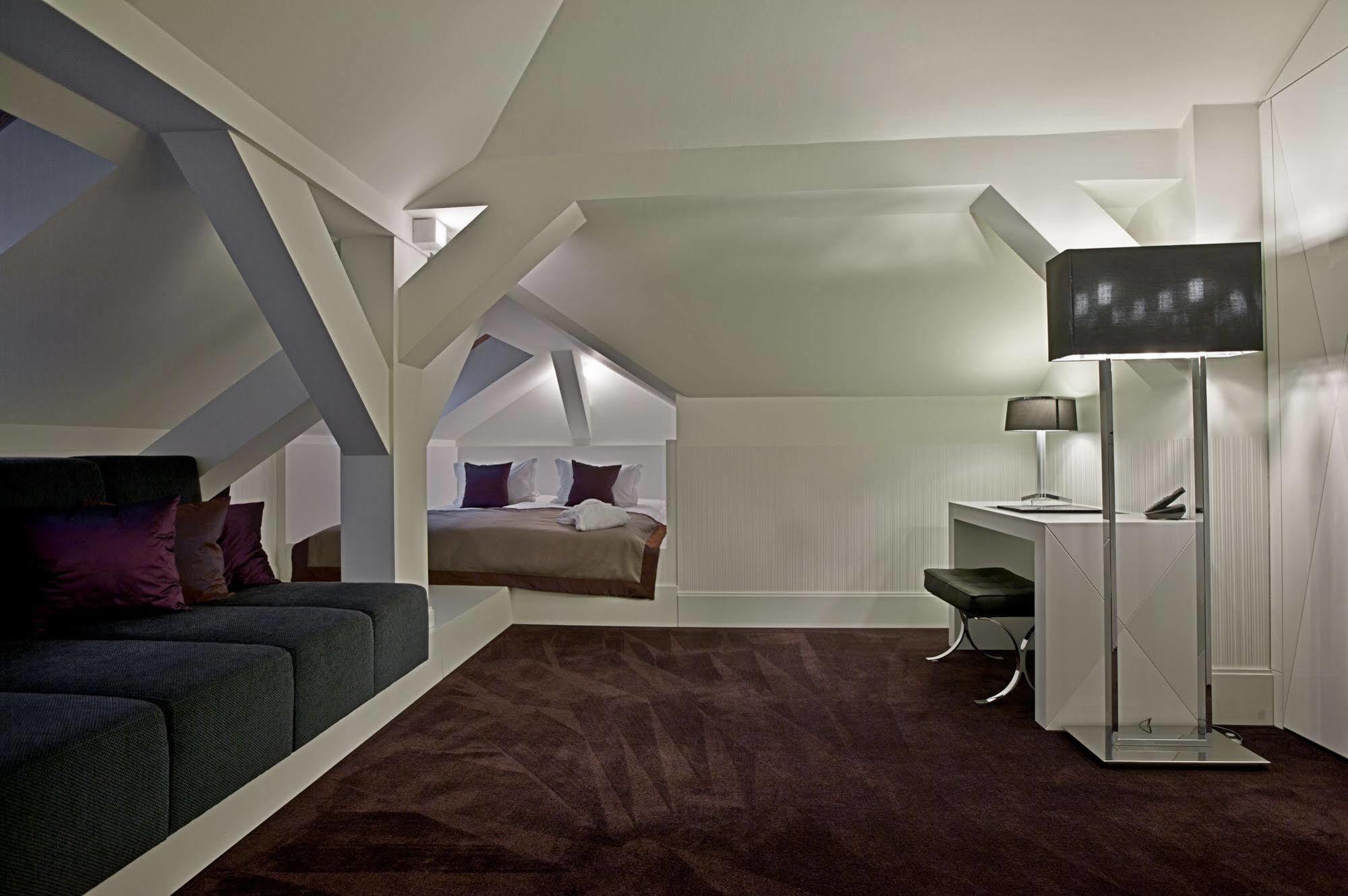ורוצלב Platinum Palace Boutique Hotel & Spa חדר תמונה A suite at the hotel